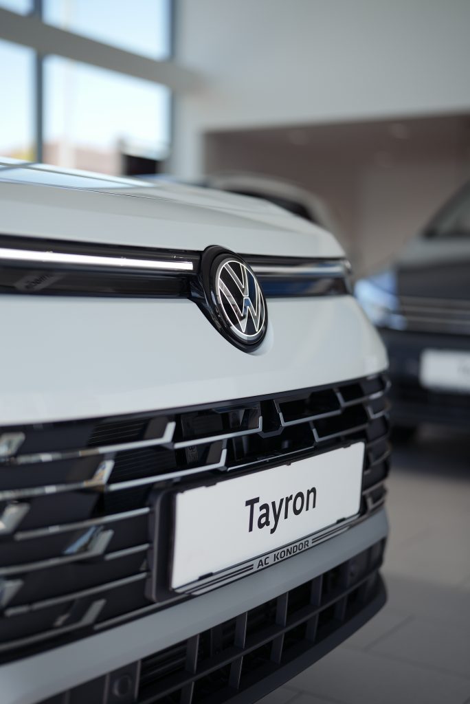 Tayron AC Kondor