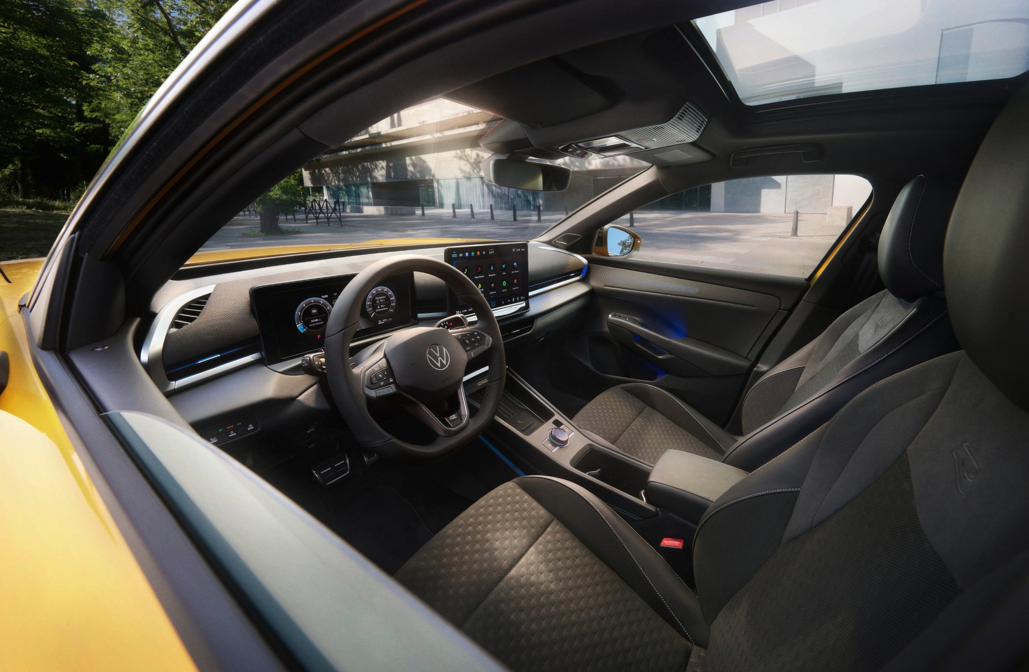 Novi T-Roc Odpeljite ga na testno vožnjo